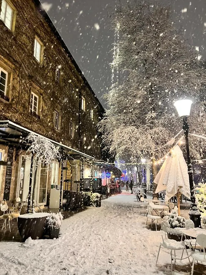 Апартаменты Cosy Castle Flat In Ljubljana Center - Free Parking